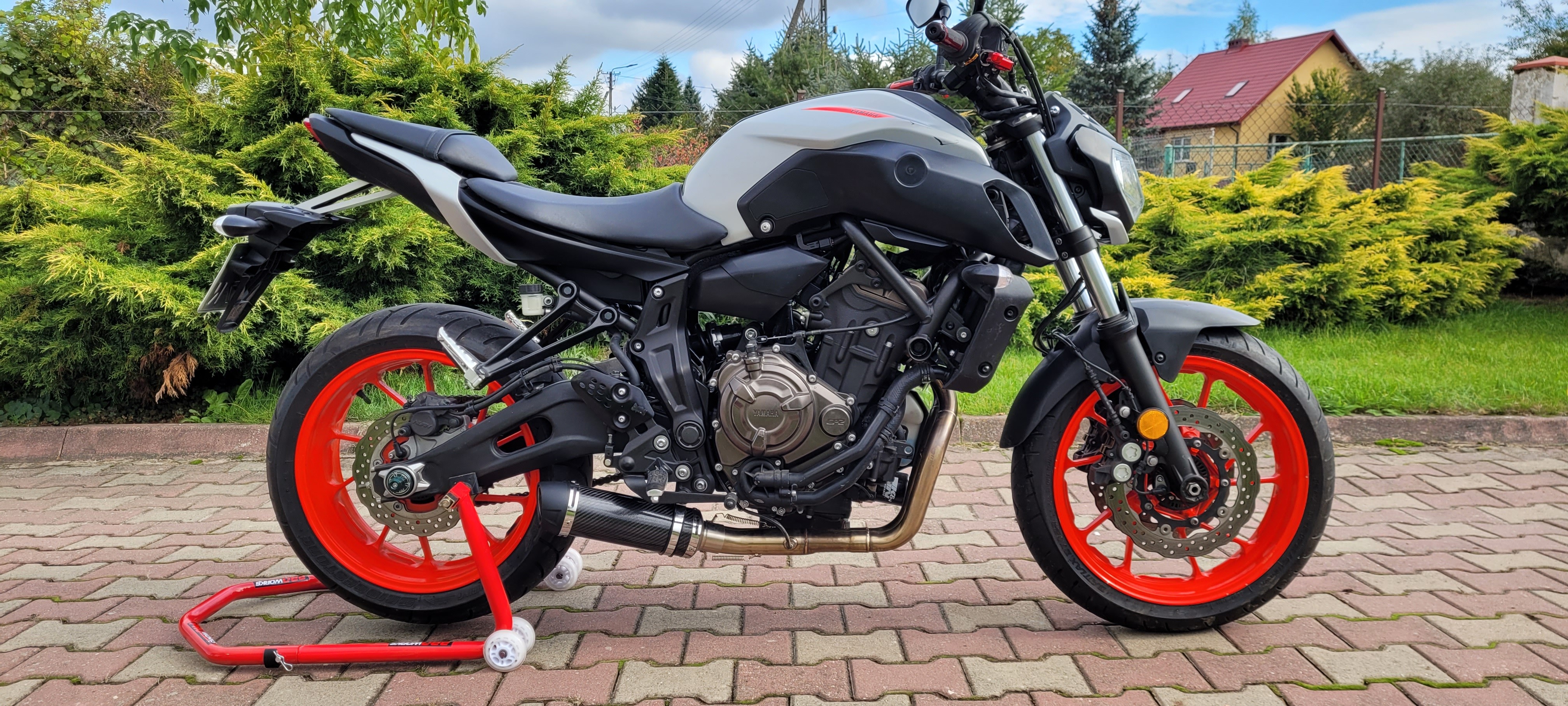 YAMAHA MT07 2019